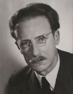 Dr. Hans Nemec, Passfoto