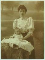 Hans Nemec mit seiner Mutter